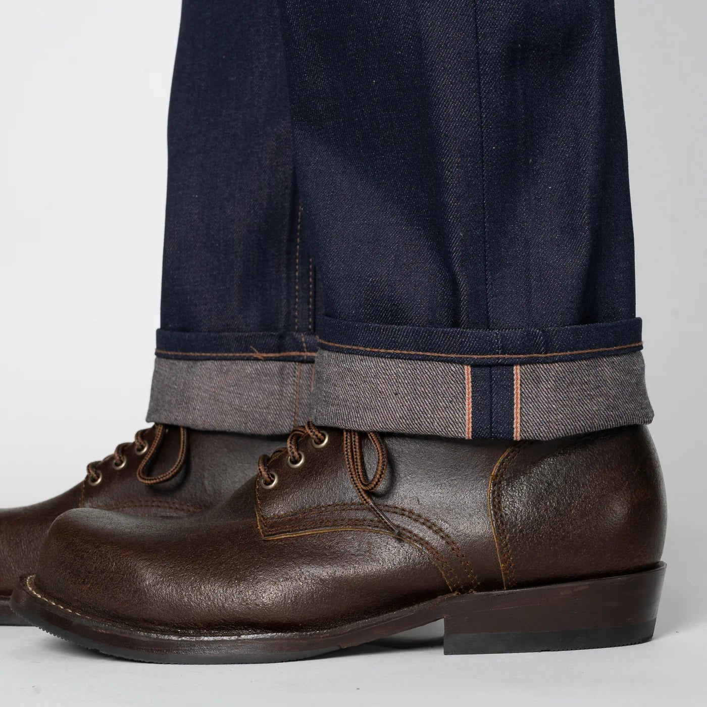 COFFEE DYE SELVEDGE - Weird Guy 12.5 oz - Raw Denim