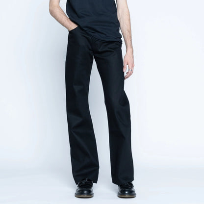 SOLID BLACK - Groovy Guy 13 oz - Raw Denim